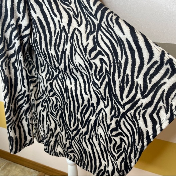 2/$25 Zoel Zebra Tiger Animal Print Business Office Casual Fly Away Cardigan M - Picture 7 of 11